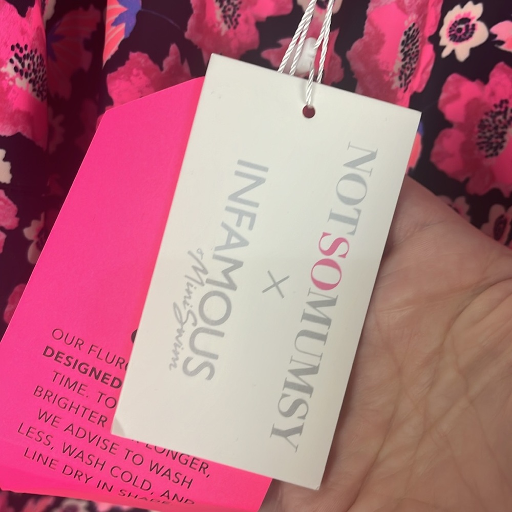 Not so mumsy x infamous medium nwt - Picture 6 of 7